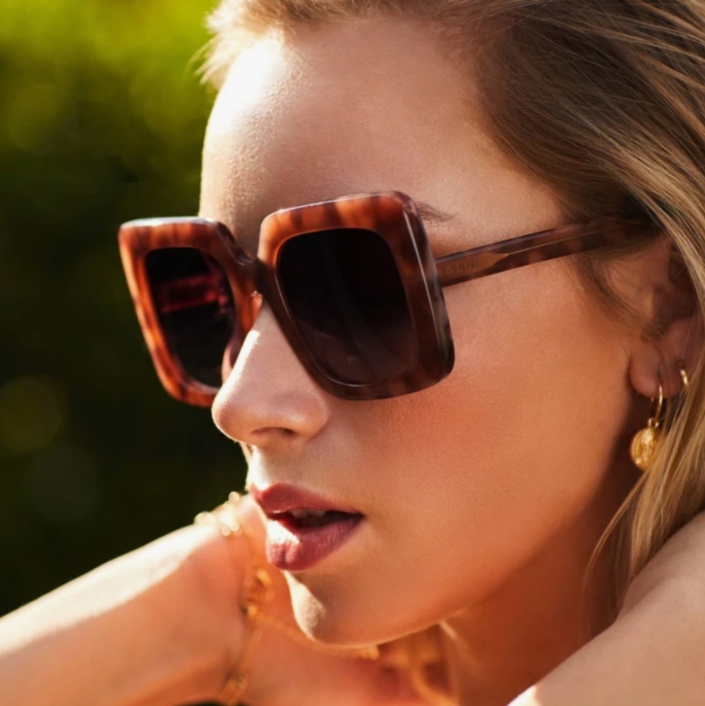 Diff Sunglasses Wine Tortoise Oversized - image 1